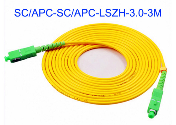 Заплата оптического волокна шкафа SC/APC связи водит оболочку коробки LSZH переноса SM 3m наружную